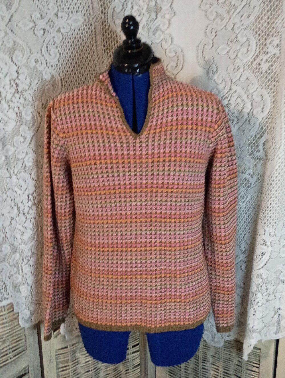 Liz Claiborne Pink and Brown V-Notch Knit Sweater